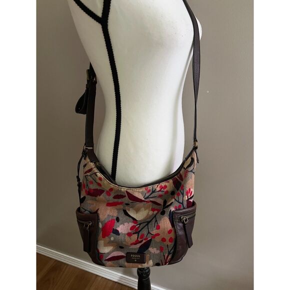 Fossil floral Emerson canvas and leather hobo style crossbody bag. - Picture 1 of 11